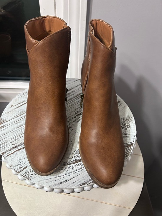 Boutiqe by Corkys Shoes - Classic Tan Faux Leather Ankle Booties with Side Zip